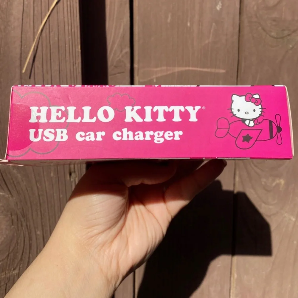 Sanrio Hello Kitty Car Charger